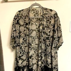 Sheer print kimono